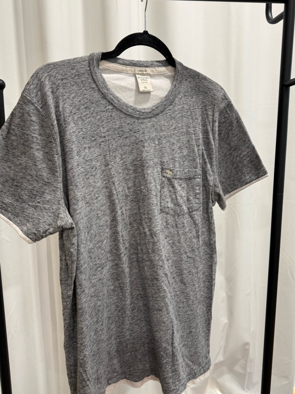 Abercrombie & Fitch Heather Gray Pocket Short Sleeve Tee